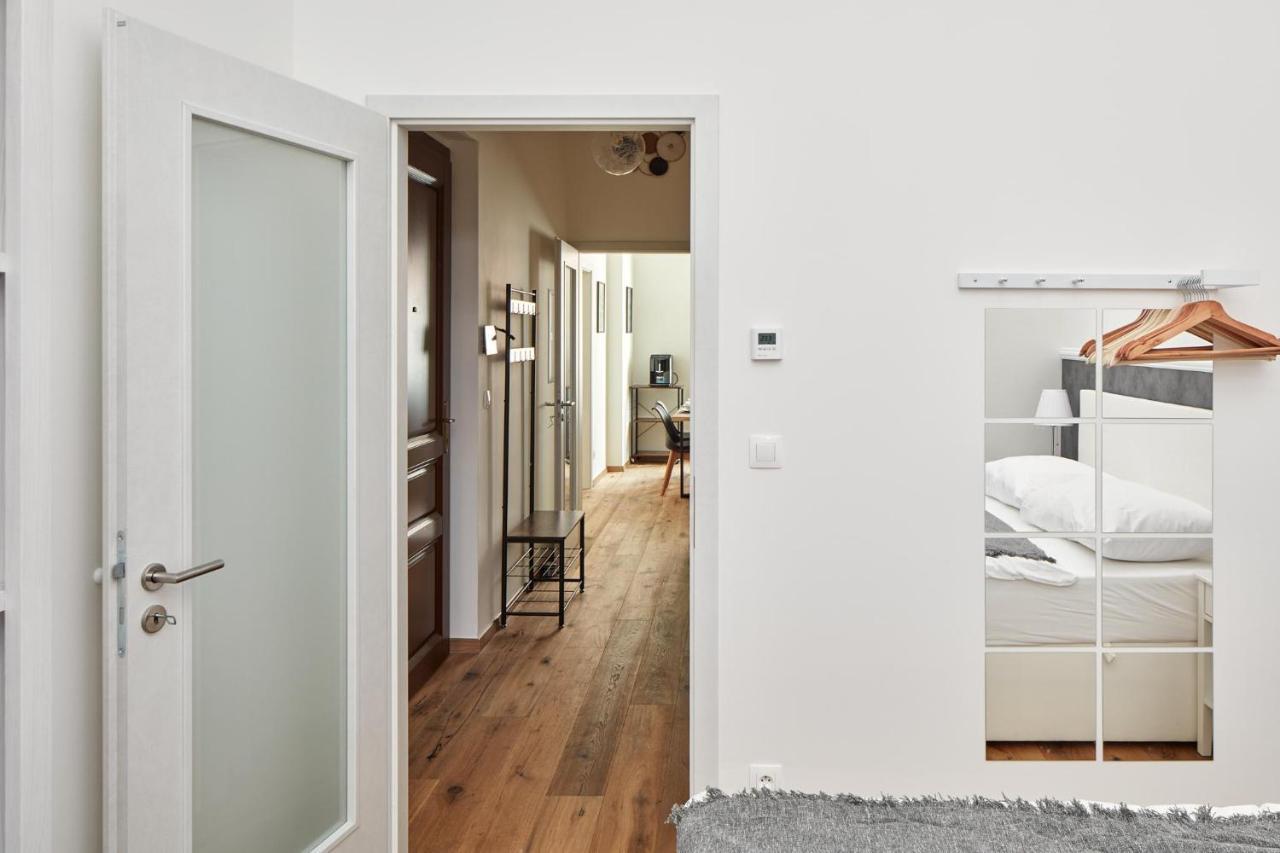 Prague Days - Stylish Apartment - Workspace Экстерьер фото